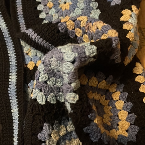 Crocheted Cardigan - Picture 4 of 6